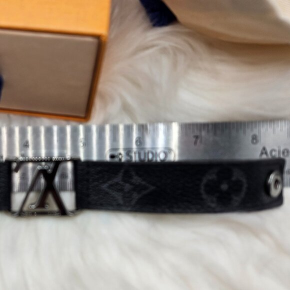 LV Monogram Eclipse Bracelet - Picture 14 of 14
